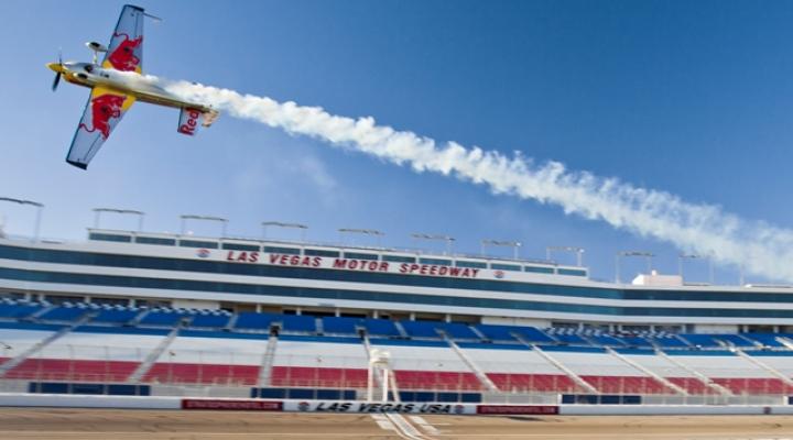  Red Bull Air Race - Las Vegas Motor Speedway in Las Vegas (fot. Red Bull Air Race Newsroom)
