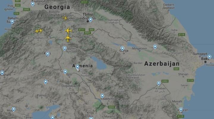 Ruch lotniczy nad Armenią (fot. flightradar24.com)