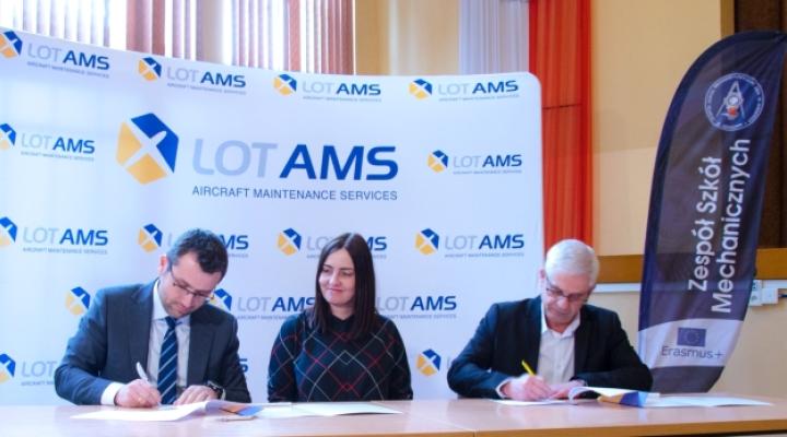 Podpisanie porozumienia dot. wzajemnej współpracy LOTAMS i ZSM w Rzeszowie (fot. LOTAMS)