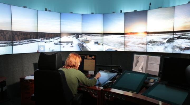 Zdalna wieża kontroli ruchu lotniczego (fot. SAAB)