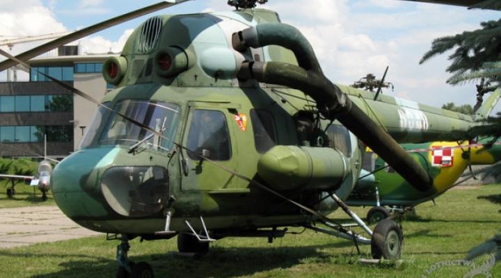 Śmigłowiec WSK Mi-2Ch (fot. muzeumlotnictwa.pl)