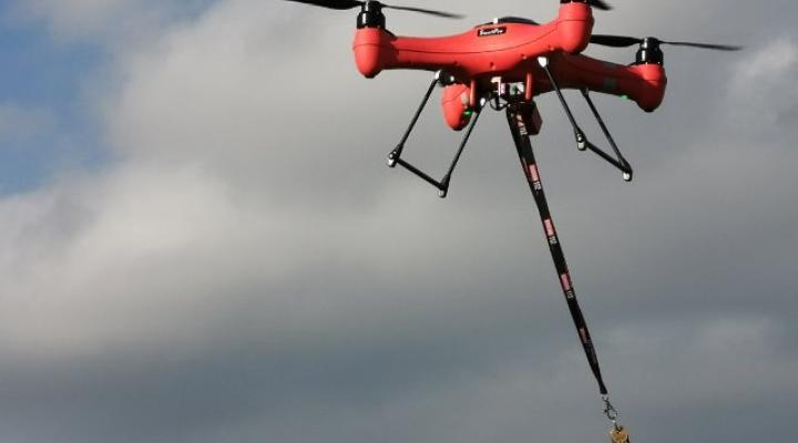 Splash Drone 3 plus dla strażaków z OSP Dobieszyn (fot. krosno112.pl)