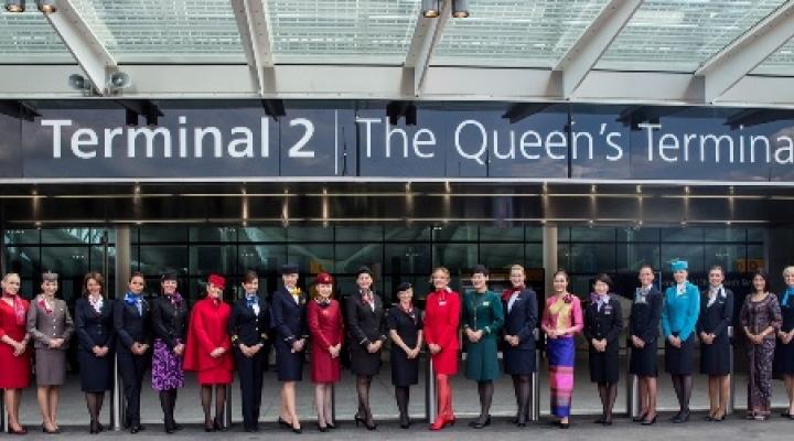 Brytyjska Królowa Elżbieta II formalnie otwiera Terminal 2 na lotnisku Heathrow: Terminal Królowej