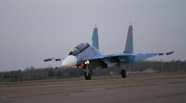 Su-30SM przyleciał na lotnisko w Baranowiczach (fot. Ministerstwo Obrony Białorusi)