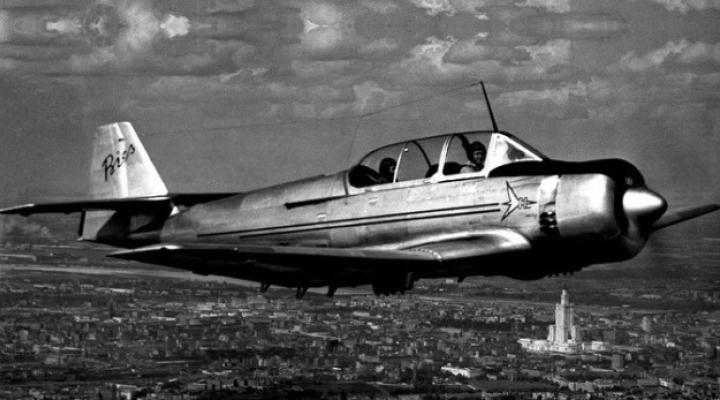 TS-8 Bies pilotowany przez Andrzeja Abłamowicza (fot. 100latlotnictwa.pl)