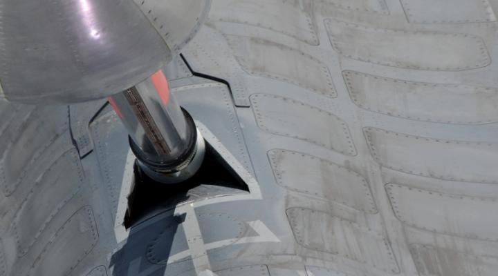 Tankowanie w powietrzu F-16