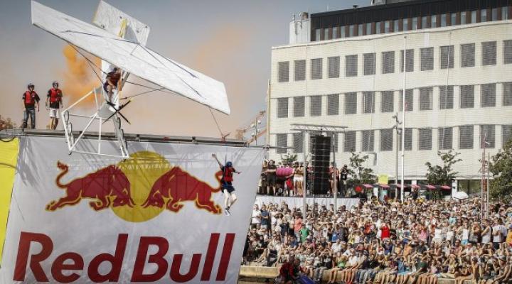 Konkurs Lotów Red Bull w Göteborgu - To lot w jedną stronę... (fot. Richard Ström-Red Bull Content Pool)
