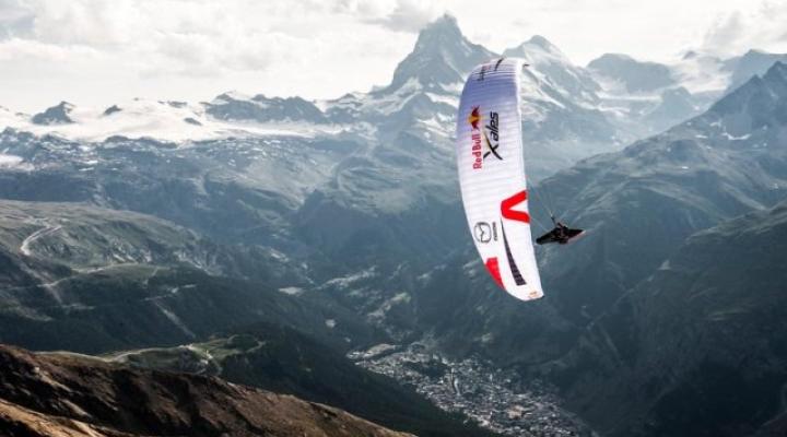Uczestnicy Red Bull X-Alps w rejonie Zermatt (fot. Felix Woelk/Red Bull Content Pool)