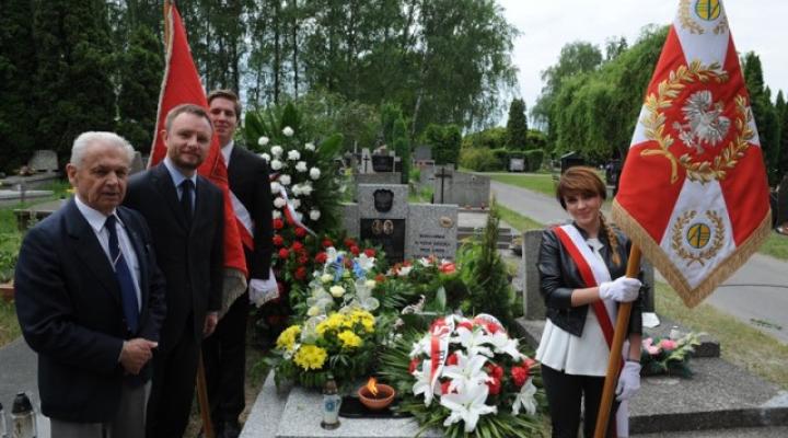 Uroczystość odsłonięcia pomnika nagrobnego Jana Nagórskiego (fot. Mirosław C. Wójtowicz)
