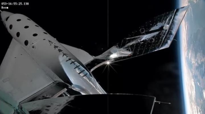 Virgin Galactic Spaceship (fot. kadr z filmu na youtube.com)