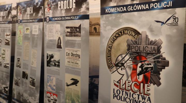 Wystawa "90-lecie lotnictwa policyjnego" (fot. muzeumsp.pl)
