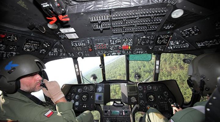 Zmiany w dodatkach uposażeń dla wojskowych pilotów instruktorów (Bartosz Bera / www.rbsphotos.com)