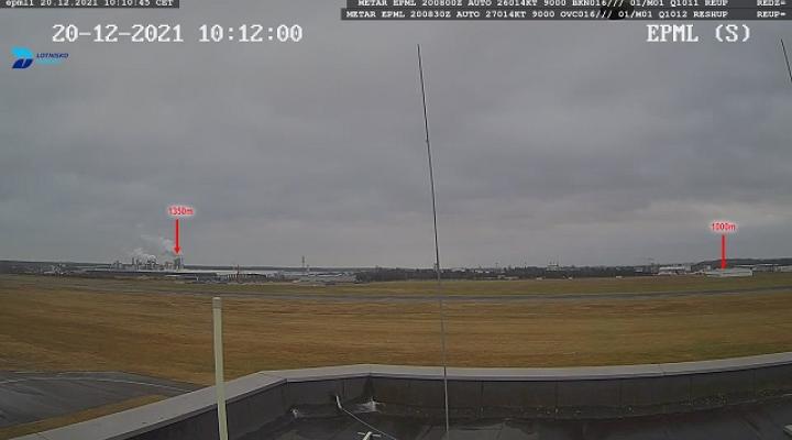 Obraz z kamery zlokalizowanej na lotnisku w Mielcu, fot. aero.webcam