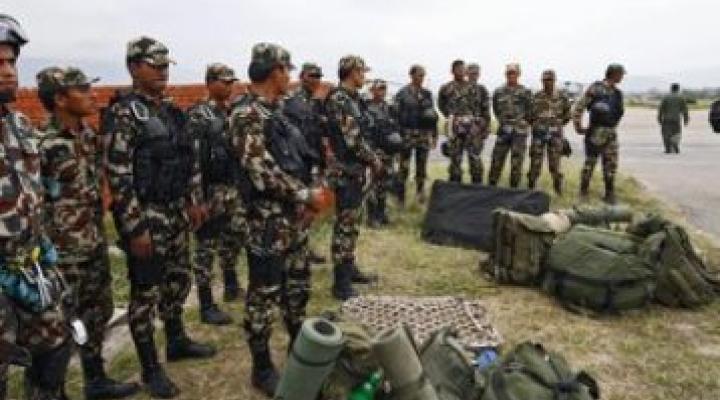 Nepalskie źródła wojskowe: śmigłowiec USA zniszczony, nikt nie ocalał (fot. PAP/EPA)
