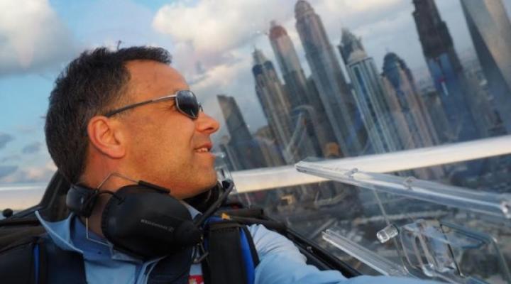Sebastian Kawa na Światowych Igrzyskach Lotniczych w Dubaju (fot. Sebastian Kawa)