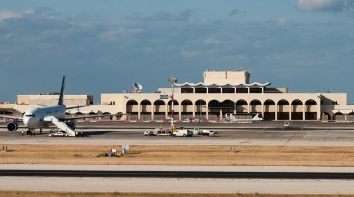 Lotnisko międzynarodowe Malta - widok na terminal (fot. skyspotting.net)