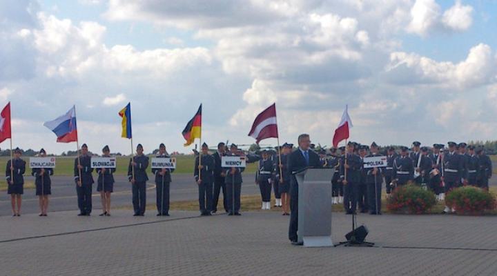 Prezydent Komorowski na AIR SHOW-2013, fot. kpt. Grzegorz Grabarczuk