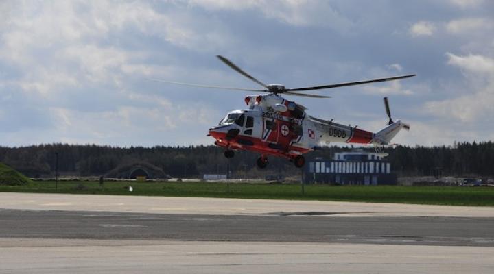 BLMW: Podejście do lądowania na lotnisku MW w Gdyni (foto: P.Wojtas)