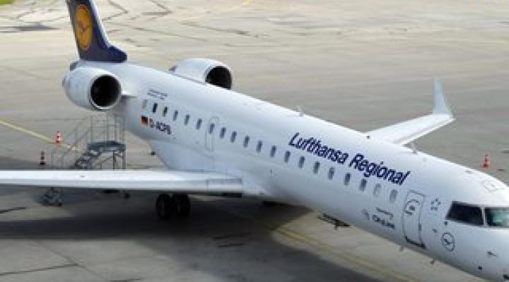 Katowice: samolot Lufthansy wylądował na budowanej drodze startowej