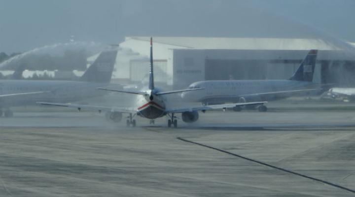 Ostatni lot B734 w barwach US Airways