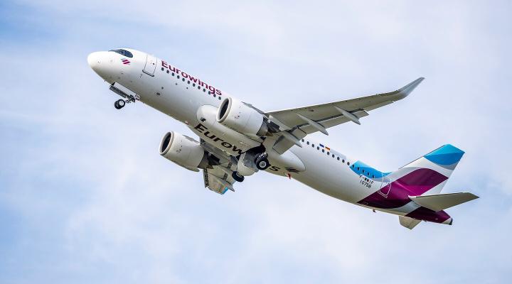 A320neo linii Eurowings w locie (fot. Airbus)