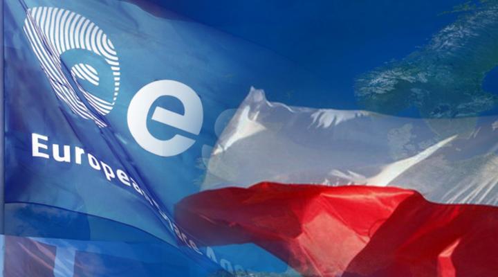 ESA i Polska - flagi (fot. ESA)