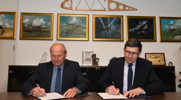 Politechnika Krakowska i Muzeum Lotnictwa Polskiego podpisały porozumienie o współpracy (fot. Jan Zych)