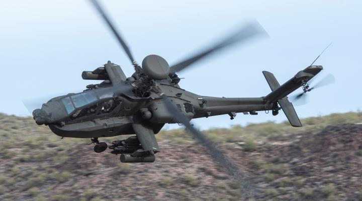 AH-64E APACHE w najnowszej wersji GUARDIAN w locie (fot. Boeing)