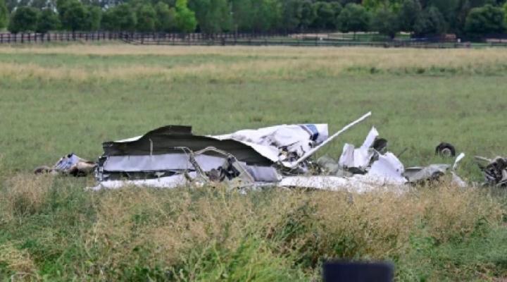 Miejsce upadku po zderzeniu jednego z dwóch niewielkich samolotów w pobliżu Denver (fot. nst.com.my)