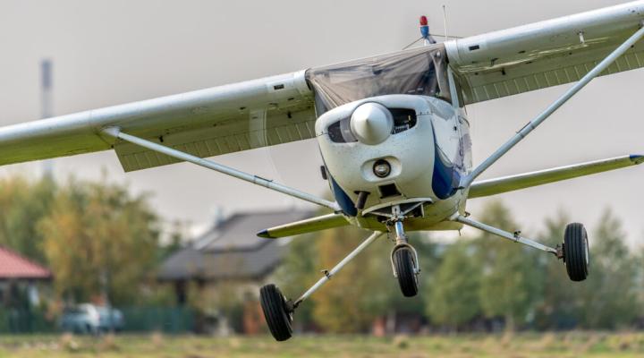 Konkurs na najładniejsze lądowanie dla pilotów samolotowych (fot. Dariusz Wesołowski)