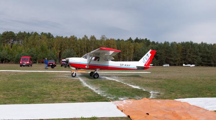 Zawody na Celność Lądowania w Przylepie (fot. Aeroklub Ziemi Lubuskiej, Facebook)
