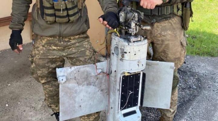 Zniszczony przez ukraińskie wojsko rosyjski dron Orłan-10 (fot. dshv.mil.gov.ua)