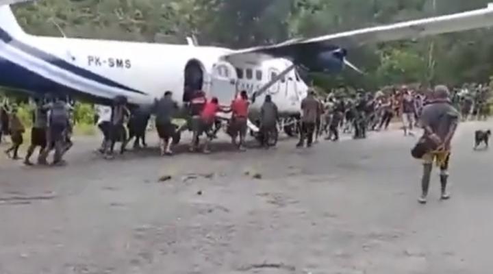 Wypadek SAM Air DHC-6 Twin Otter na lotnisku Beoga w Papui