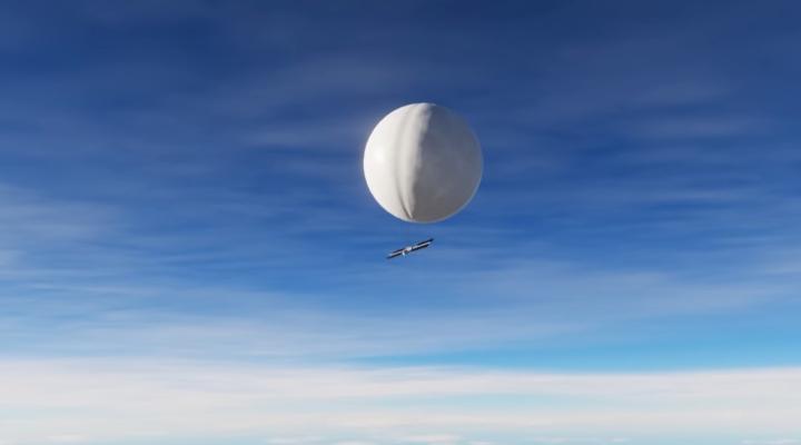 Chiński balon widziany nad Ameryką (fot. kadr z filmu na youtube.com)