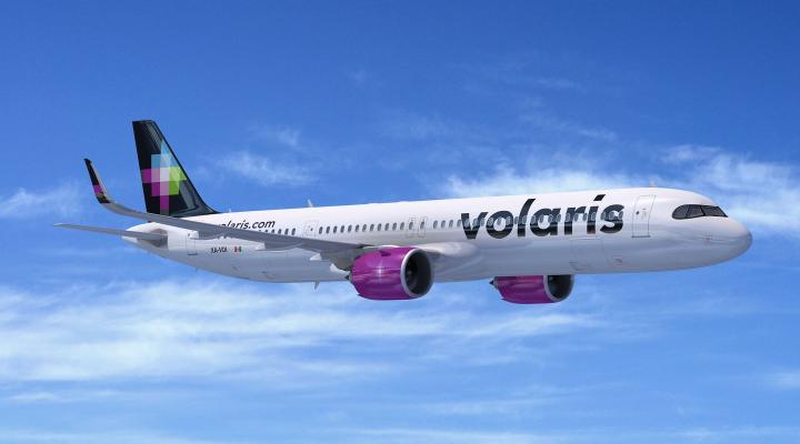 A321neo w barwach linii Volaris w locie (fot. Airbus)