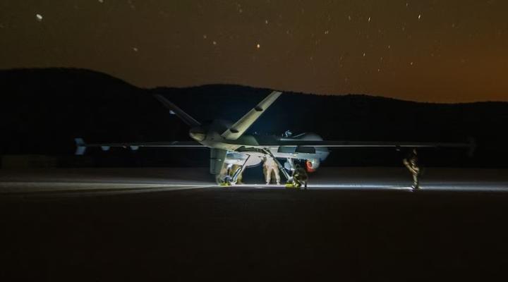 MQ-9 Reaper wylądował na pasie ziemi (fot. United States Air Force)