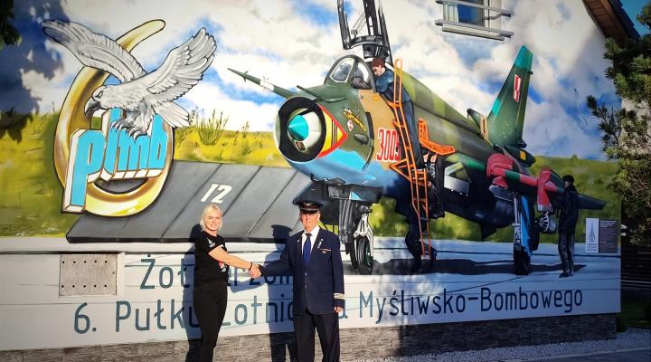 Mural z Su-22M4 w Pile (fot. Fundacja Srebrne Skrzydła)