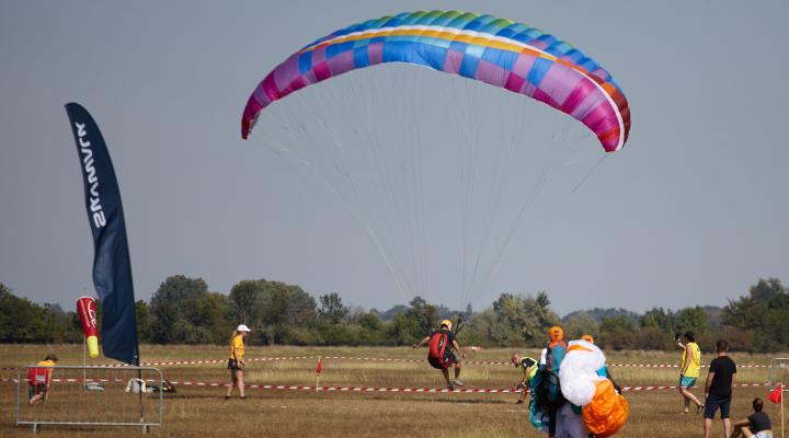 Zsuzsi Tóth Memorial Paragliding Accuracy Open 2023 w Hajdúszoboszló na Węgrzech (fot. sylair.com, Paweł Grzybowski, Jacek Bartoszek)