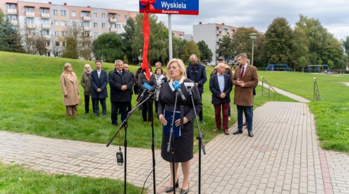 Uroczystość oficjalnego nadania skwerowi imienia Krzysztofa Wyskiela (fot. UM Rzeszów)
