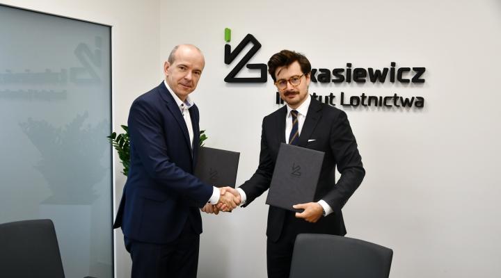 Łukasiewicz - Instytut Lotnictwa podpisał porozumienie o współpracy z Thaliana Space (fot. Łukasiewicz - Instytut Lotnictwa)