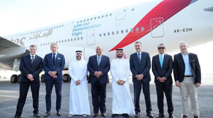 Emirates wykonały lot demonstracyjny A380 z wykorzystaniem w 100% paliwa SAF (fot. Emirates)