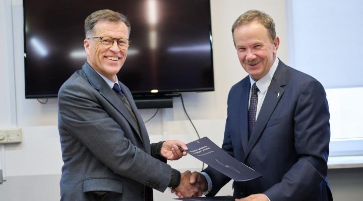 Wydział MEiL Politechniki Warszawskiej podpisał porozumienie o współpracy z Airbus Poland (fot. Maciej Stępnik, Biuro Komunikacji i Promocji PW)