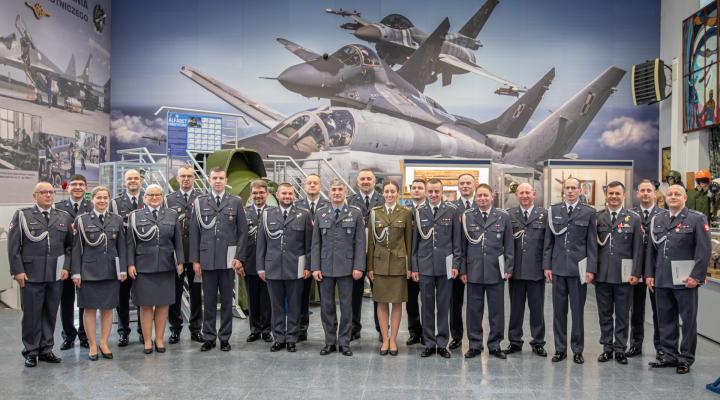 Mianowanie kadry Lotniczej Akademii Wojskowej na wyższy stopień wojskowy (fot. LAW)