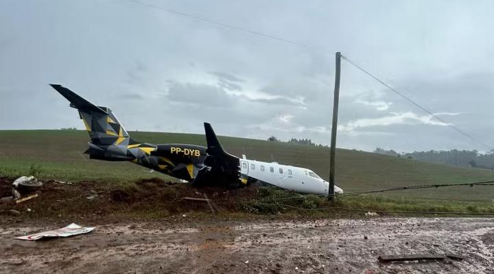 Wypadek Learjeta 75 w Brazylii, fot. Social Networks Reproduction
