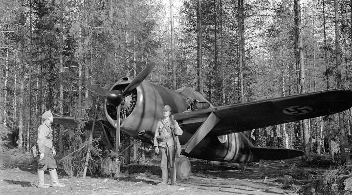 F2A Buffalo należący do lotnictwa fińskiego podczas trwania wojny kontynuacyjnej, 1941 rok (fot. SA-kuva, Domena publiczna, Wikimedia Commons)