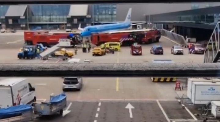 Incydent z samolotem KLM na lotnisku w Amsterdamie, fot. Cabin Crew Lounge