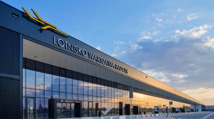 Port Lotniczy Warszawa-Radom - terminal (fot. Lotnisko Warszawa-Radom, Facebook)