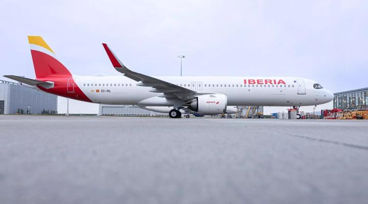 A321XLR Iberii przygotowywany do lotu do Madrytu (fot. Airbus)