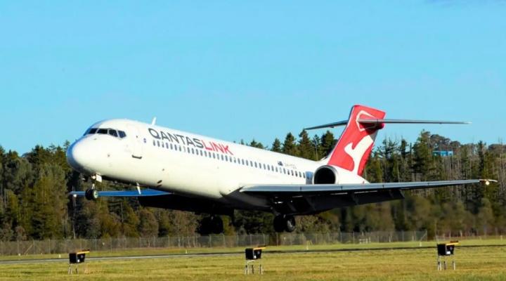 B717 w barwach linii Qantas, fot. aerotime