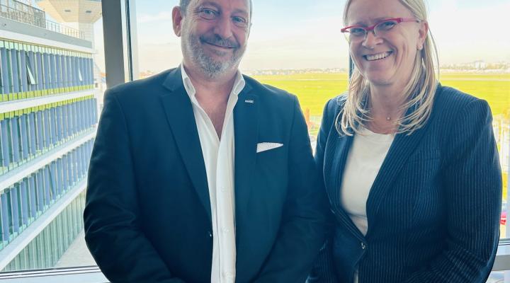 Frederic Deleau, Executive VicePresident IFATCA i Magdalena Jaworska-Maćkowiak, Prezes PAŻP (fot. PAŻP)